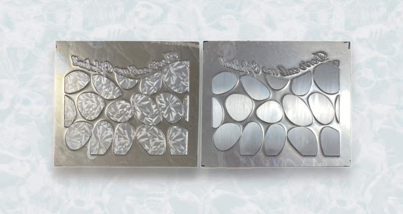 STARBOOKS_彩光腐食版と通常箔押し版